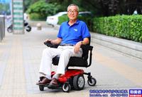 美国Pride普拉德Jazzy Select® 6豪华型六轮高级电动轮椅 舒适的避震系统和脚轮 性能卓越